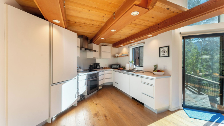 Others 5, Trapper by Avantstay A+ Interior Design w/ Sauna, Placer