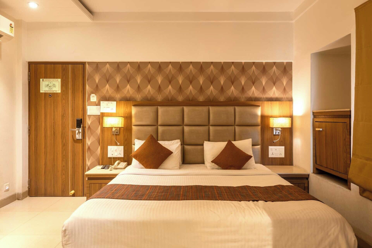 Room 2, ECKO Hotel Nashik, Nashik