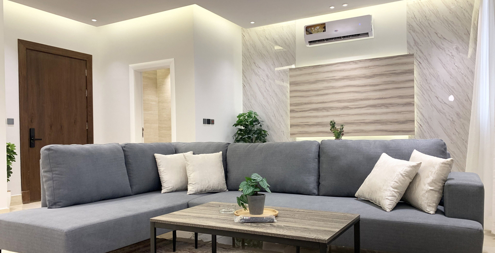 Others 2, Kease Mughrizat E-2 Royal touch AZ27, Riyadh