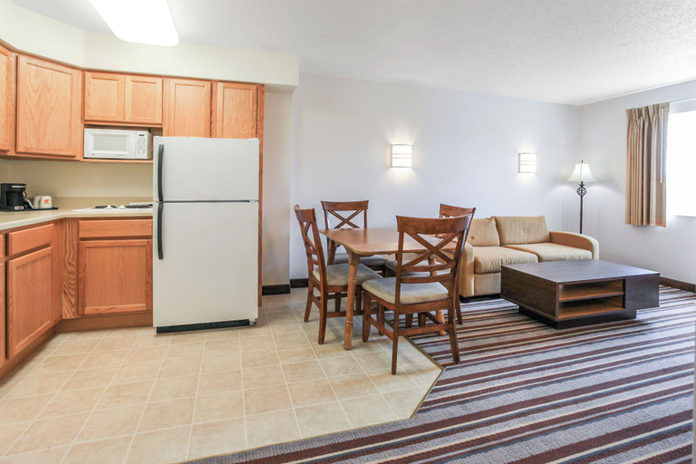 Others 5, Super 8 by Wyndham Sault Ste. Marie, Chippewa