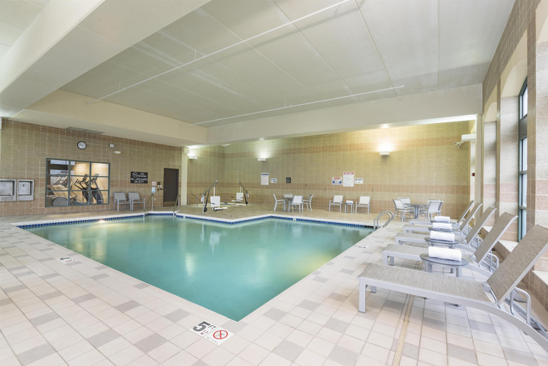 Sport & Beauty, Doubletree by Hilton Pleasant Prairie Kenosha, Kenosha