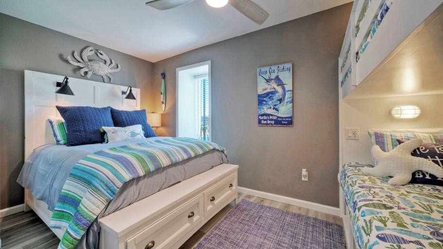 Bedroom 3, 2BR Condo w/ Gulf Views, 2 Pools, Courts Blue Water Bliss by Avantstay, Nueces