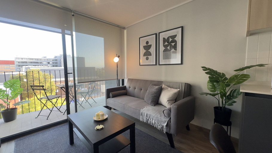 Living area 2, Oceana Suites Toesca, Cordillera