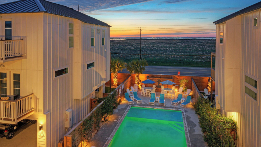 Interior 4, Port Aransas Home With Boardwalk Beach Access, Private Pool & Sunset Views Coastal Commons by Avantstay, Nueces