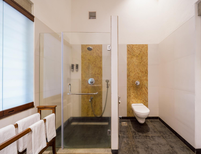 Bathroom 3, Sanctuary Amaidiyana - A CGH Earth Experience, Viluppuram