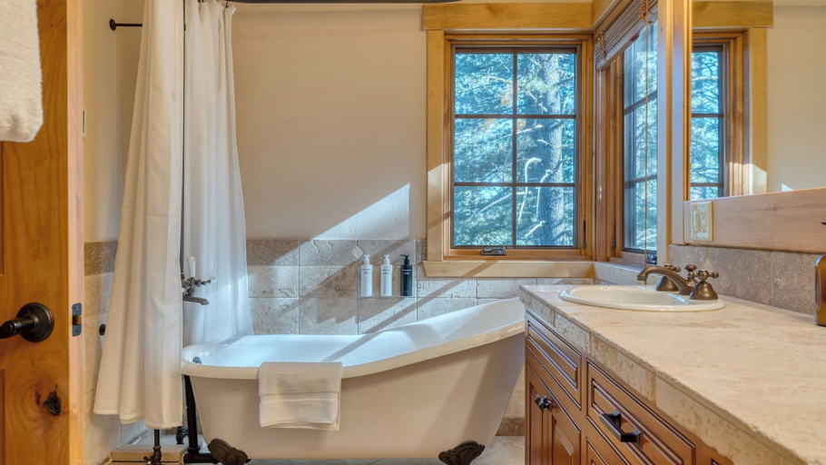 Bathroom 4, Grays Crossing by Avantstay Stunning 4bdr Cabin, Nevada