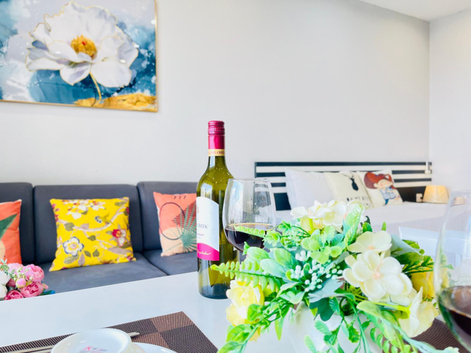 Food & Drinks 5, Vinhomes Dcapital Apartments, Cầu Giấy