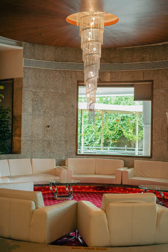 Public Area 3, Peninsula Grand Hotel, Mumbai Suburban