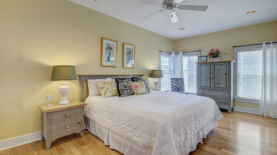 Bedroom 3, 103 Grand Pavilion by Avantstay Steps to Beach!, Charleston