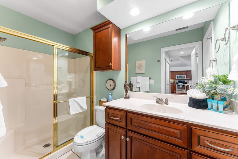 Bathroom 3, The 12th Green View, Taney