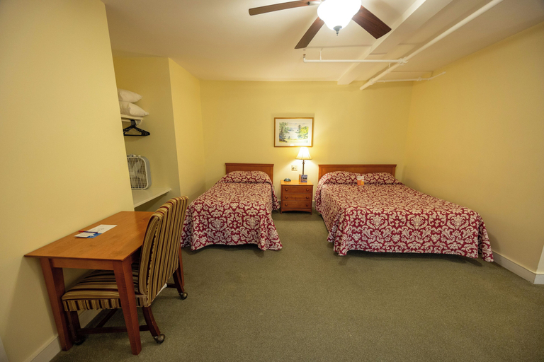 Bedroom 3, Silver Bay YMCA Inn and Conference Center, Warren