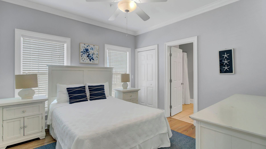 Bedroom 3, 6 10th Avenue by Avantstay Steps to the Beach Pool 2691 Sqft, Charleston