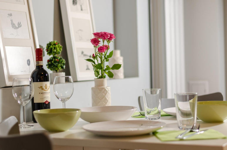 Food & Drinks, VIP Apartments Sofia, Stolichna