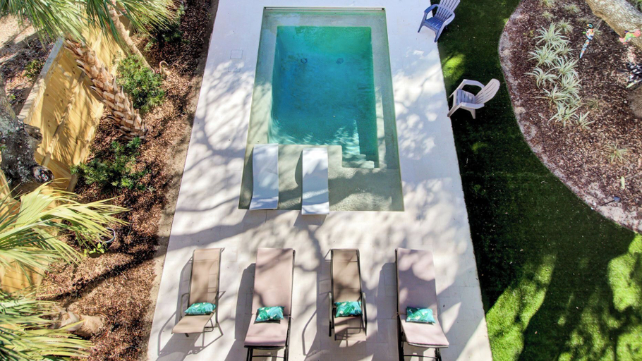 Sport & Beauty 5, Walk to the Beach + Private Pool, Rooftop Terrace, Balcony 3602 Cameron, Charleston