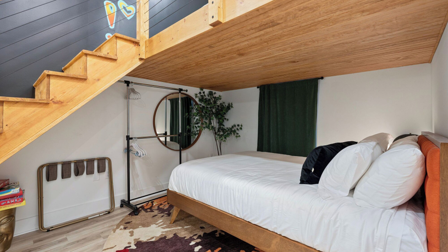 Interior 5, Creative Nashville Apartment + Rooftop Firepit + Gym + Easy Downtown Access Hermitage House by Avantstay, Davidson
