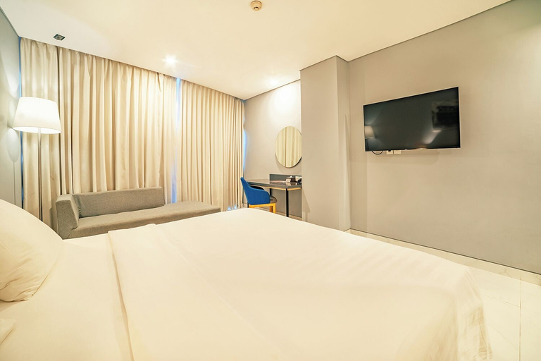 bedroom 12