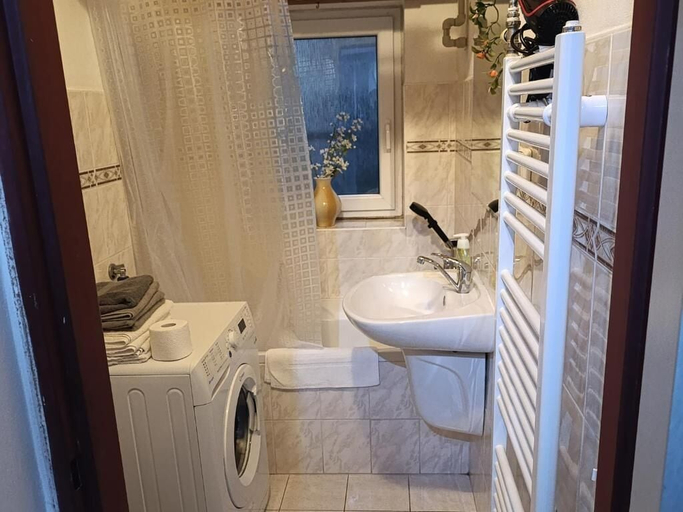 Bathroom 3, Apartments Vintage, Teplice