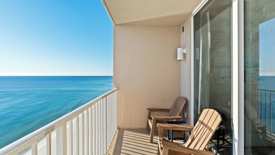Interior 5, Beachfront Tidewater Resort Condo w/ Pools, Beach Gear, Hot Tubs & Pier Park Nearby Tidewater Beach by Avantstay, Bay