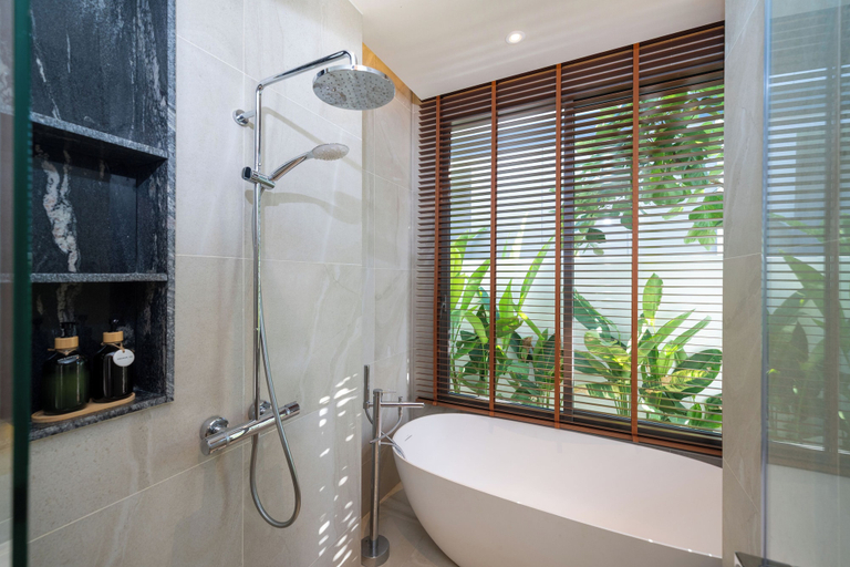 Bathroom 5, Ozone Sanctuary 3BR Private Pool Villa, Pulau Phuket