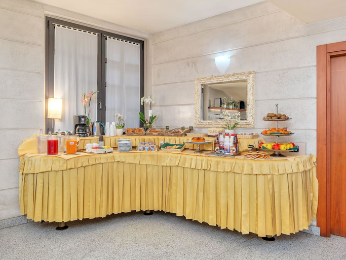 Food & Drinks 5, B&B Hotel Prestige Ornago, Monza and Brianza