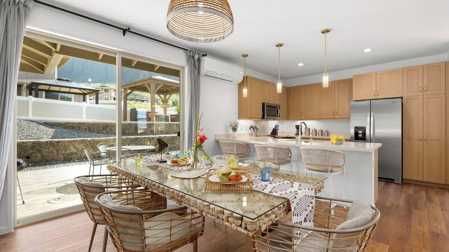 Food & Drinks 5, Makaha Villa by Avantstay Mountain + Ocean Views, Honolulu