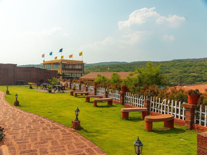 Others 2, Red Button Resort, Satara