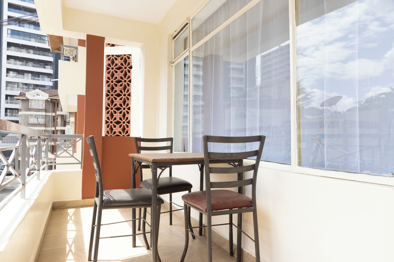 Food & Drinks, Gemina Court, Dagoretti North