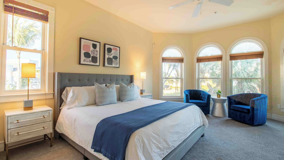 Bedroom 3, Walk to Beach, Pool+hot Tub, Game Room Captiva 5bdr Coco Mango by Avantstay, Lee