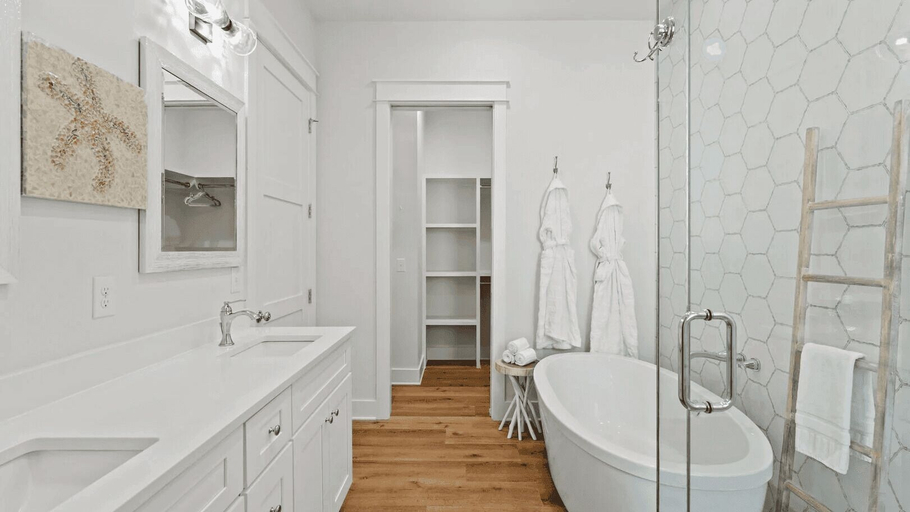 Bathroom 4, 30A Shady Palms by Avantstay Boat-friendly w/ Heated Pool, Walton