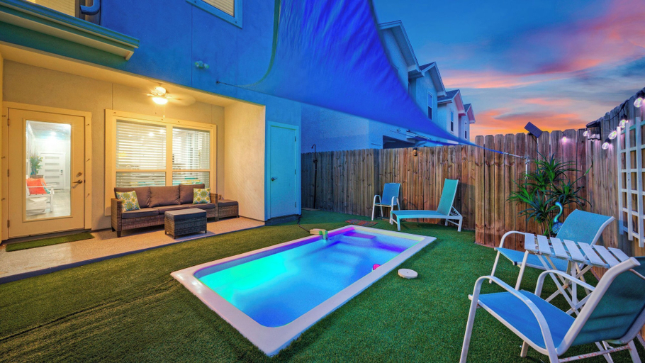 Sport & Beauty 5, Peaceful Paradise Private Pool, Balcony Views + 5 Mins to Whitecap Beach, Nueces