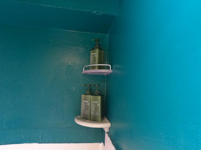 Bathroom 5, Zamamia International Guesthouse, Zamami