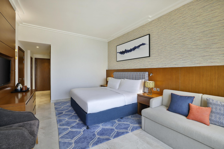 Bedroom 4, DoubleTree by Hilton Resort & Spa Marjan Island, Ras Al Khaimah