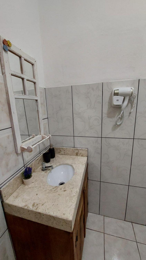 Bathroom 3, Pouso do Bizuca, Tiradentes