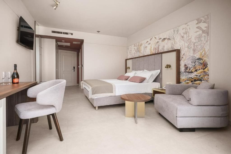 Others 5, Hotel Duje, Vodice