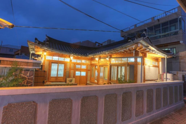 Exterior & Views 1, Guma Modern HanokStay, Buk