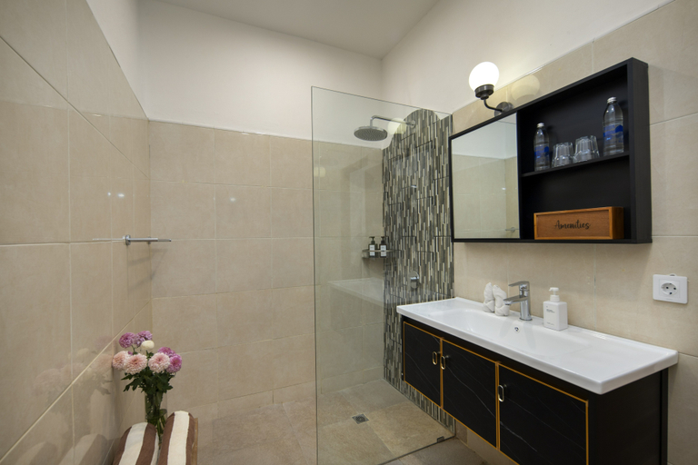 Bathroom 5, Luxury Eco Design-Viola Villa, Badung