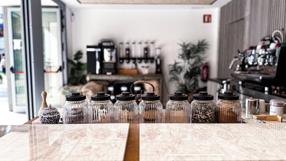 Food & Drinks 5, MYO Barcelona Hotel & Apartments, Barcelona