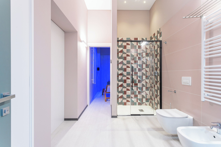 Bathroom 2, Htm Hybrid Tower Mestre by Halldis, Venezia