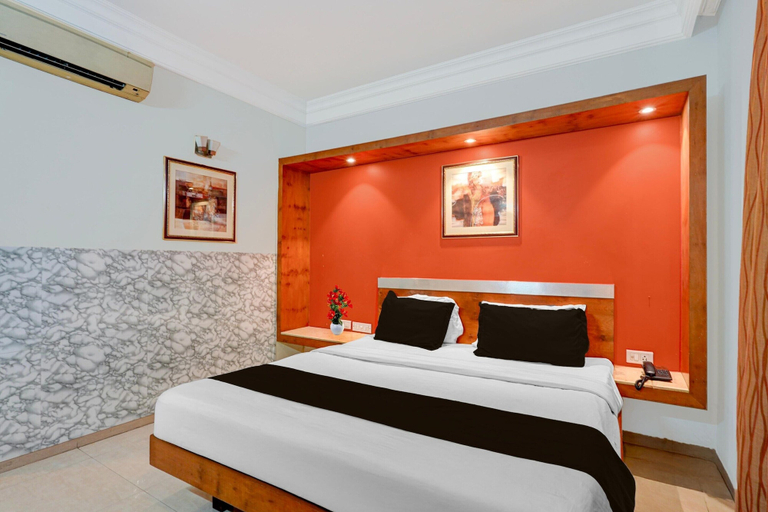 Room 2, Classic Townhouse Indiranagar, Bangalore