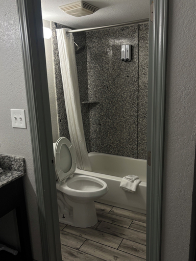 Bathroom 3, Western Inn Marietta, Cobb