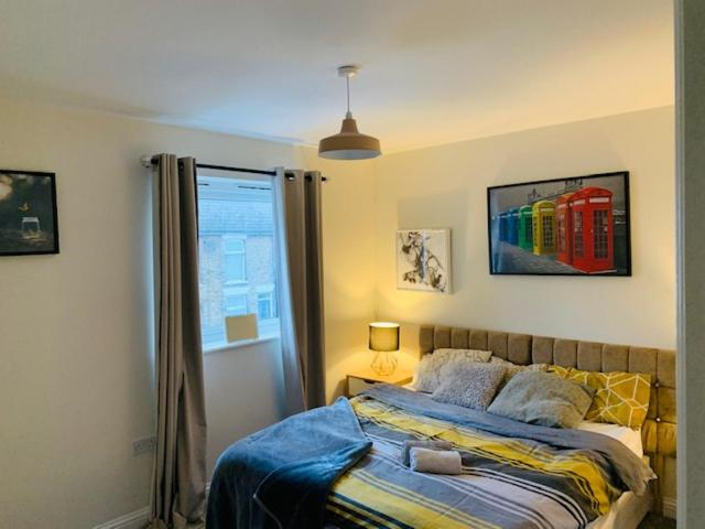Others 5, Alpha, Private Double Room, City Centre, Free Parking, Sittingbourne, Kent, Kent