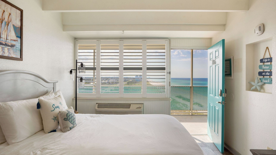 Bedroom 2, Fontainebleau 706 by Avantstay Beachfront+views, Bay
