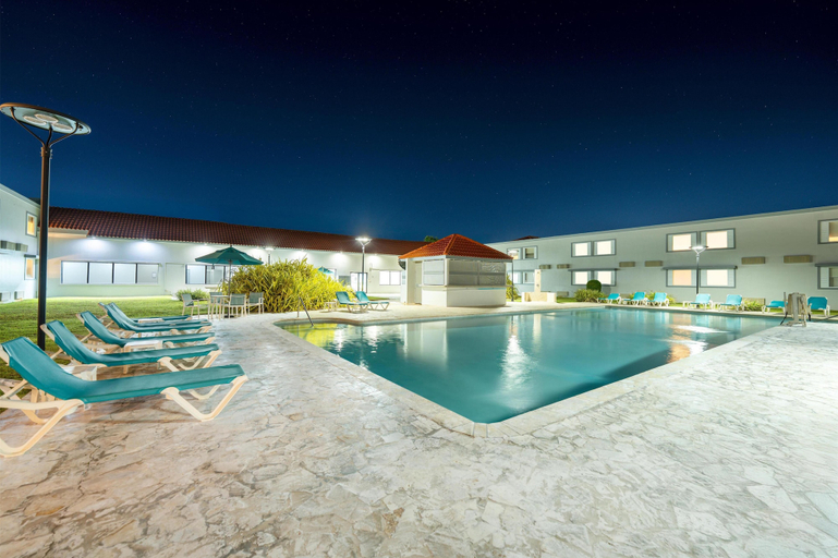 Sport & Beauty 5, Spark by Hilton Ponce
