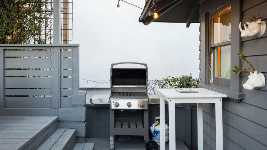 Interior 5, Brooks Avenue by Avantstay Walk to Venice Beach + Boardwalk Firepit Terrace + EV Charger, Los Angeles