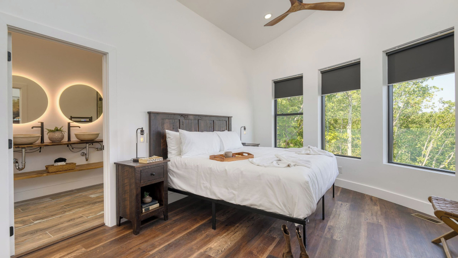 Bedroom 3, Skyline Sanctuary by Avantstay Indoor Pool, Game Room, Firepit, Mountain Views, Luxe Design, Sevier
