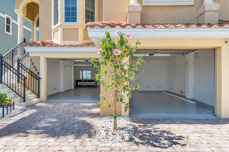 Exterior & Views 2, Hidden Treasure Beach House, Pinellas