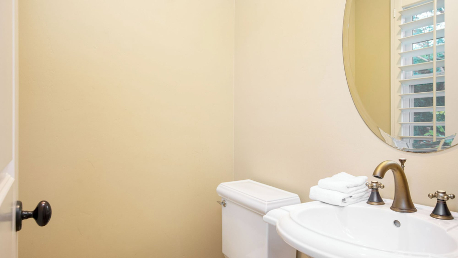 Bathroom 4, Wavebreak by Avantstay Close to Beaches/surfing, San Diego