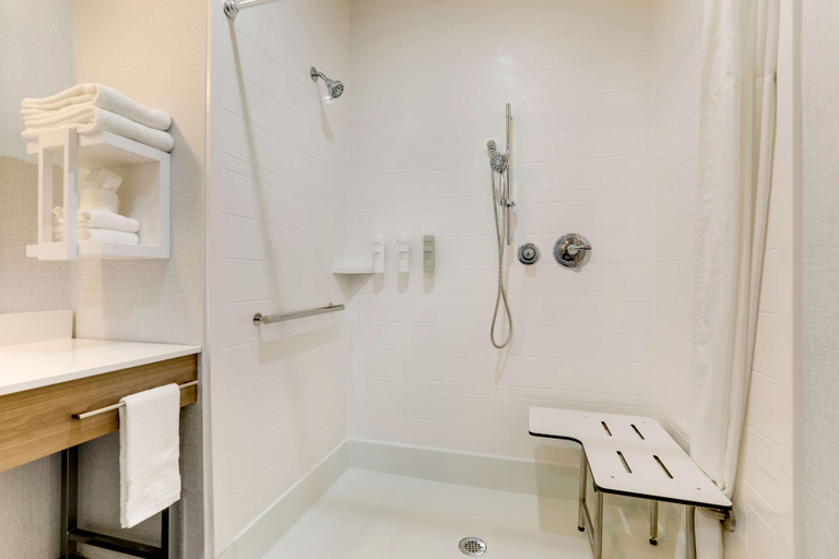 Bathroom 4, Hampton Inn & Suites Weatherford, Parker