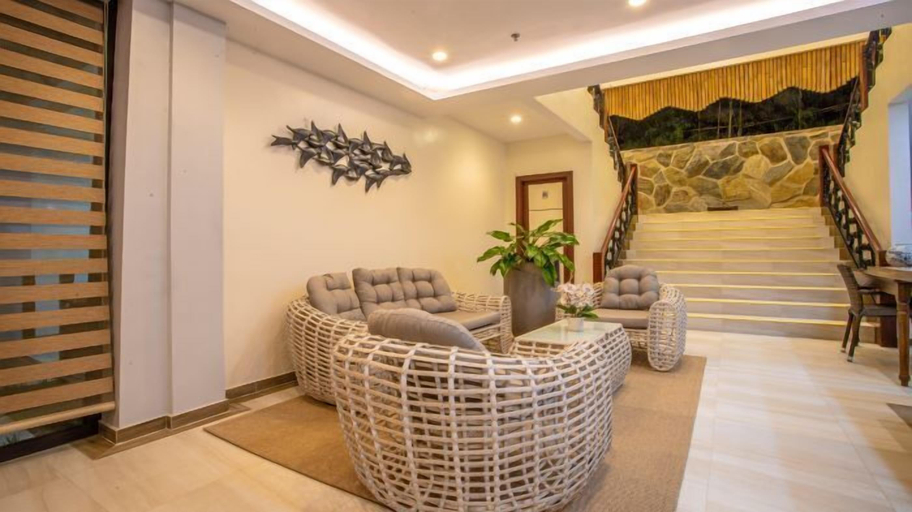 Public Area 3, Ora Beach Resort, El Nido