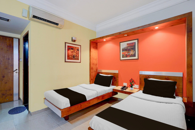 Room 4, Classic Townhouse Indiranagar, Bangalore